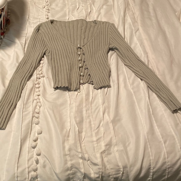 Cardigan - Picture 1 of 2